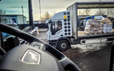 Tailored Logistics: The Fast Track to Efficiency for UK Businesses